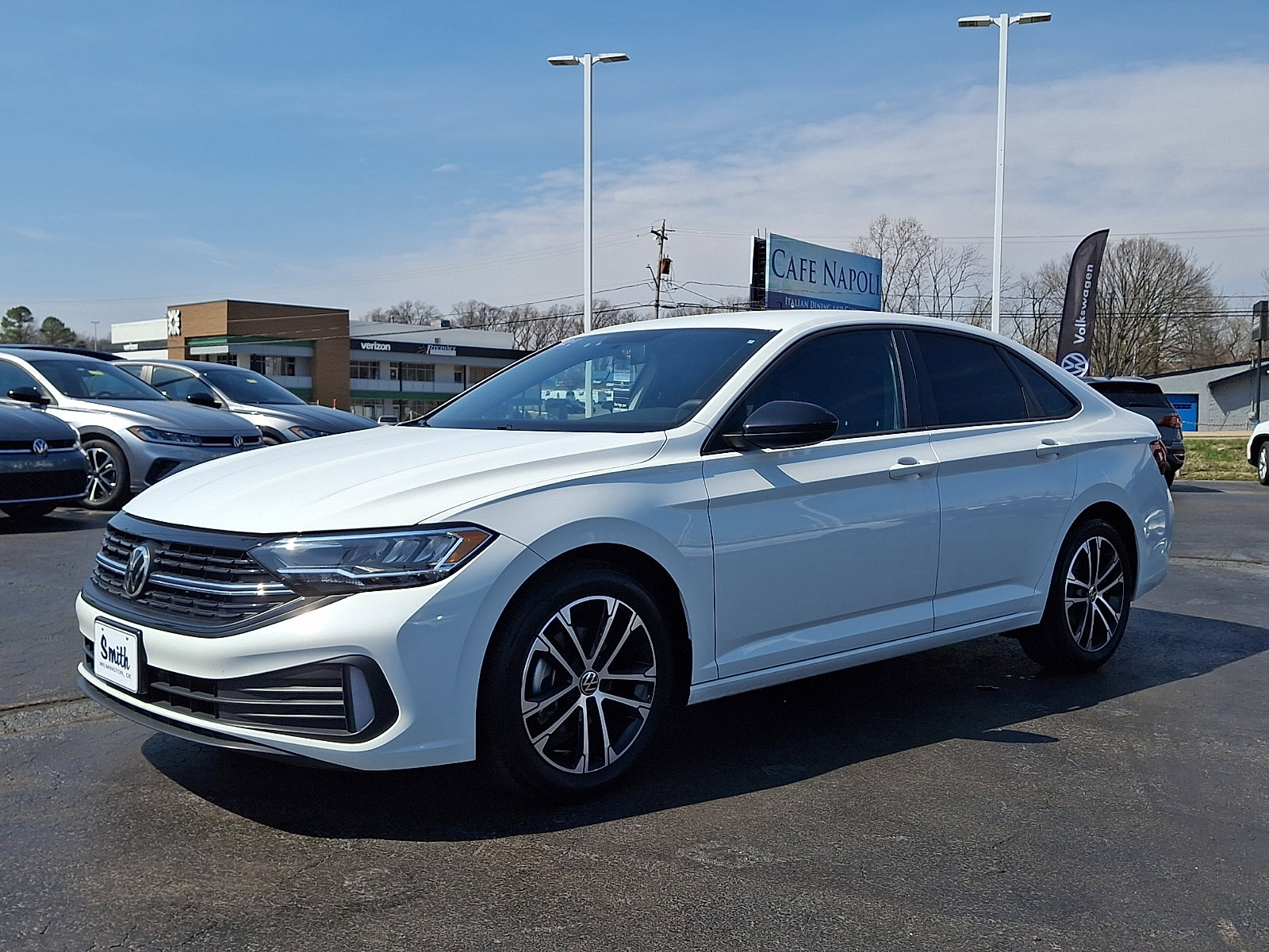 Certified 2022 Volkswagen Jetta Sport image 3