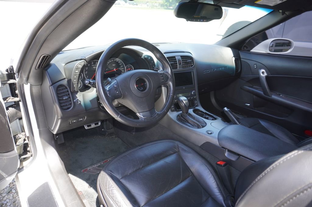 Used 2013 Chevrolet Corvette Grand Sport w/ 3LT Preferred Equipment Group RWD image 4