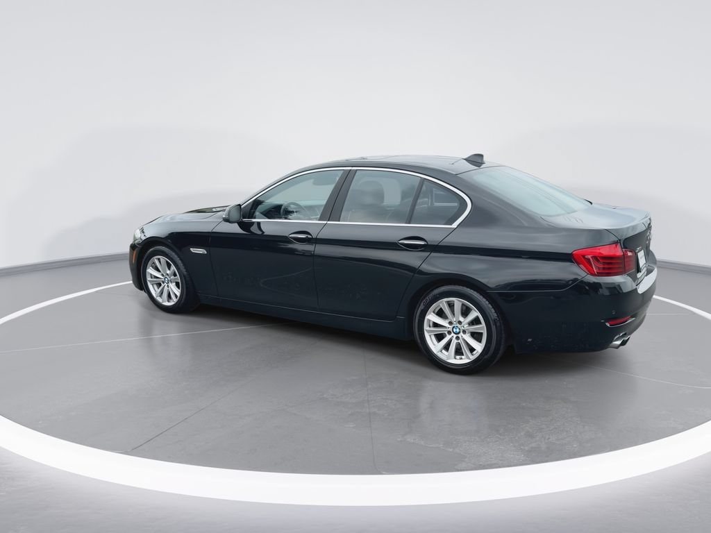 Used 2016 BMW 528i xDrive Sedan AWD/4WD image 6