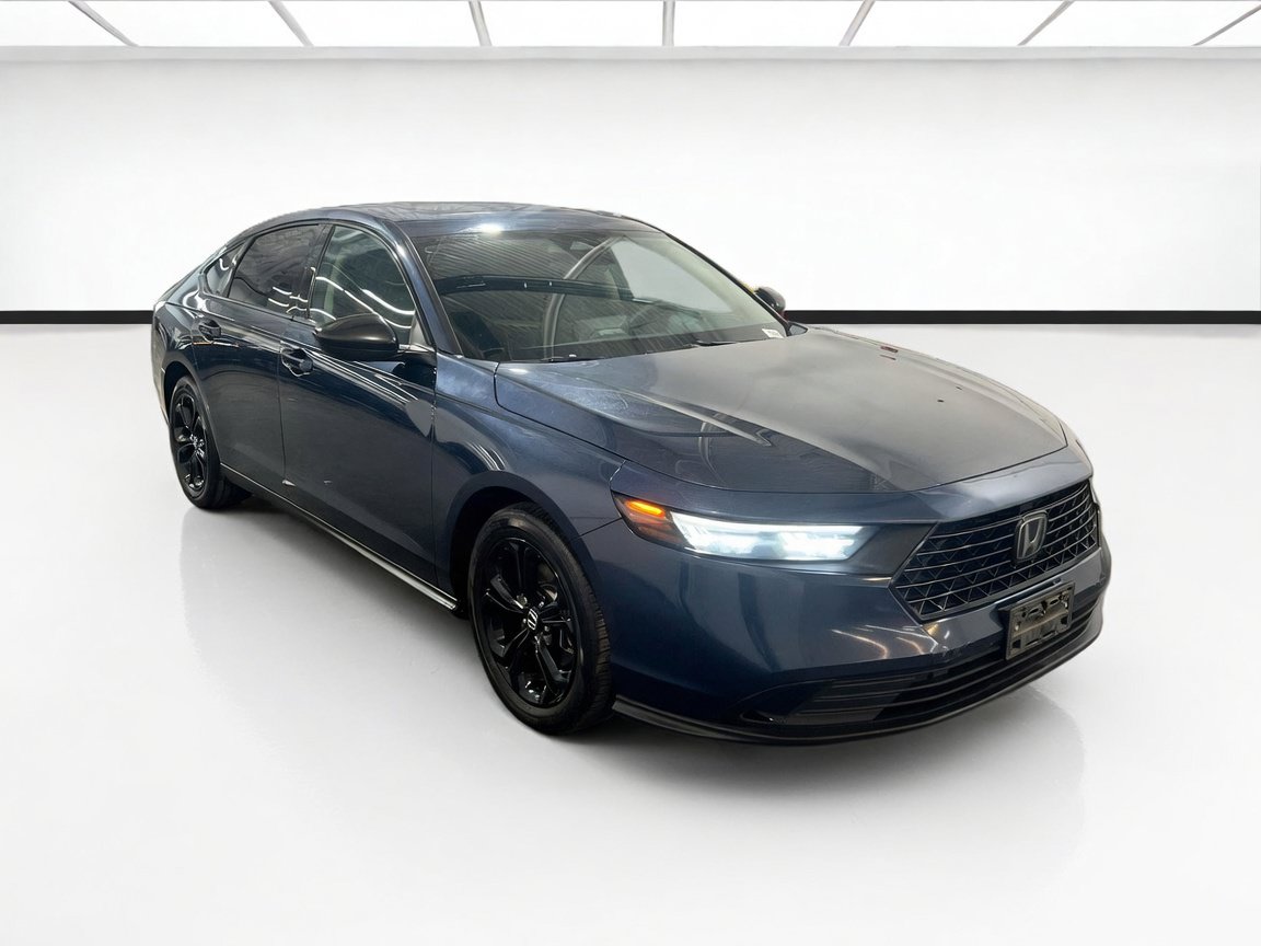 Used 2025 Honda Accord SE image 3