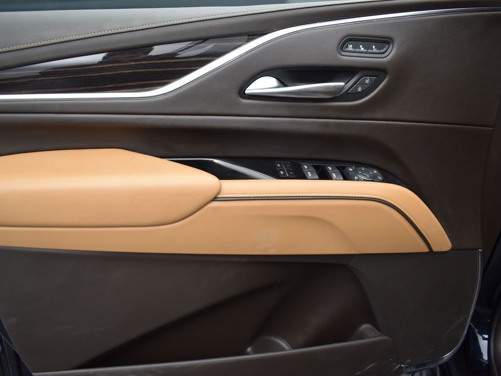 Used 2022 Cadillac Escalade Sport w/ Touring Package image 12