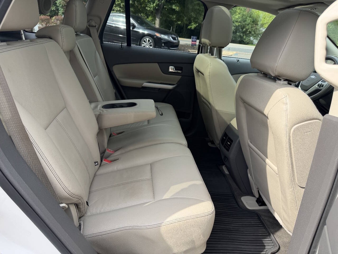 Used 2014 Ford Edge Limited w/ Equipment Group 302A AWD/4WD image 22