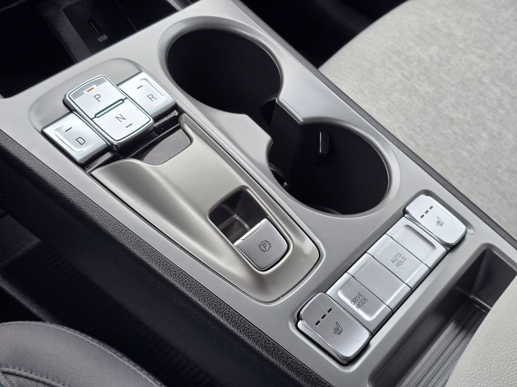 Used 2023 Hyundai Kona SE FWD image 23