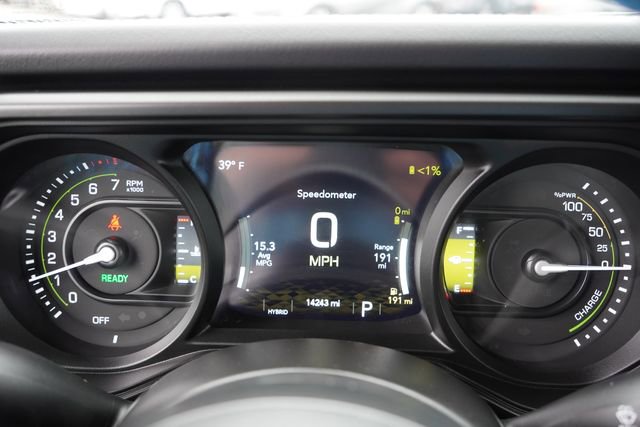 Certified 2025 Jeep Wrangler Unlimited Rubicon 4xe w/ Safety Group image 32