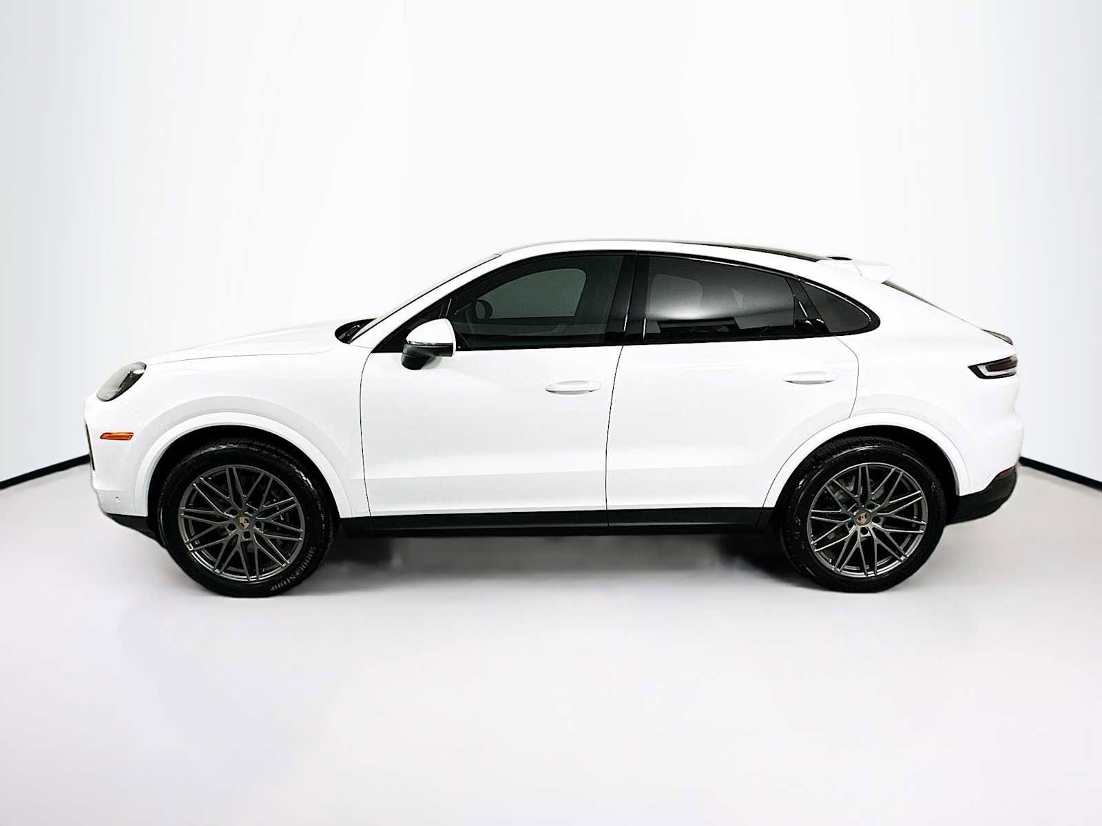New 2026 Porsche Cayenne Coupe image 2