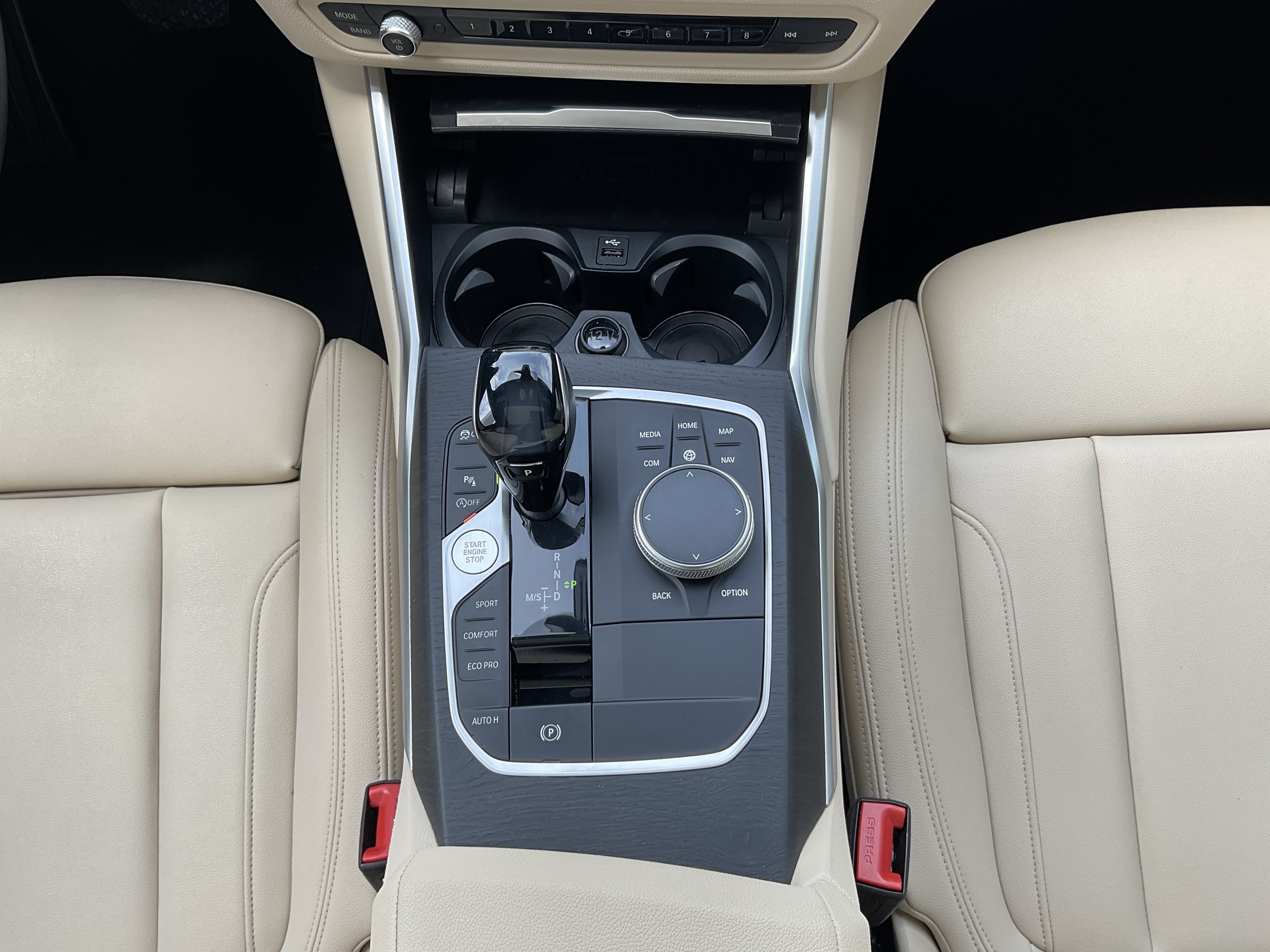 Used 2021 BMW 330i Sedan w/ Convenience Package RWD image 18