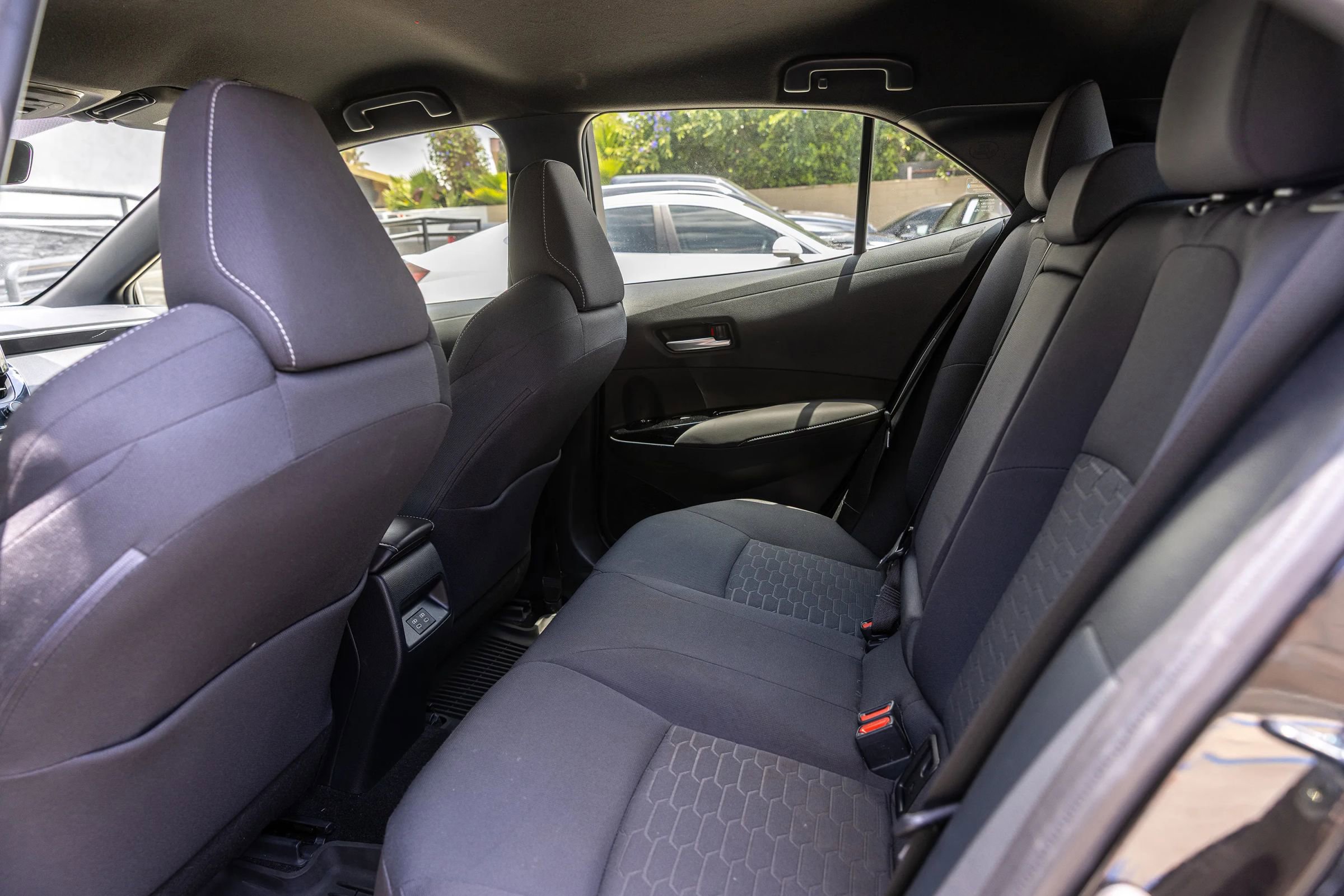 Used 2023 Toyota Corolla SE w/ Blackout Package (TMS) FWD image 23