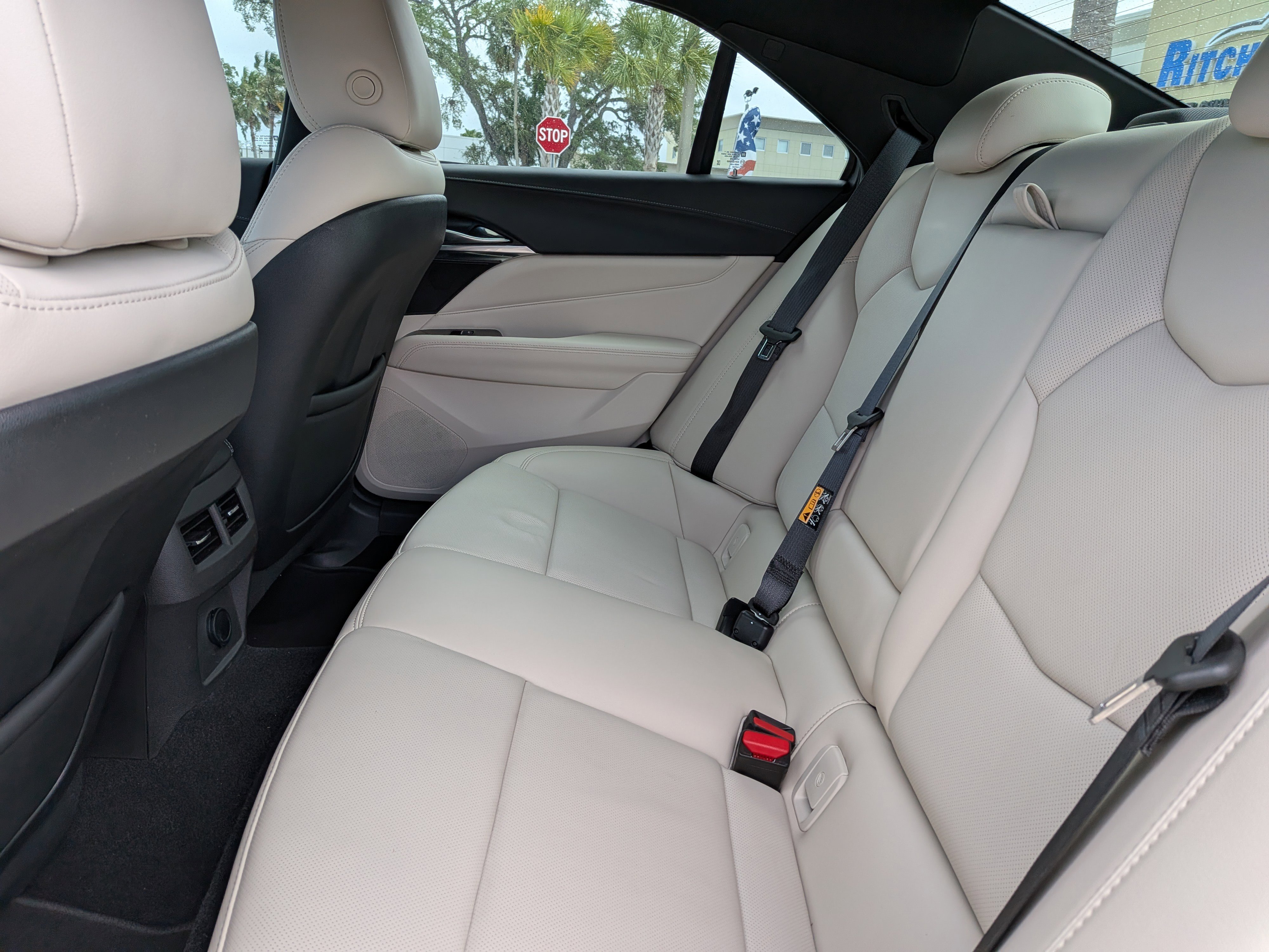 Certified 2025 Cadillac CT4 Premium Luxury RWD image 16
