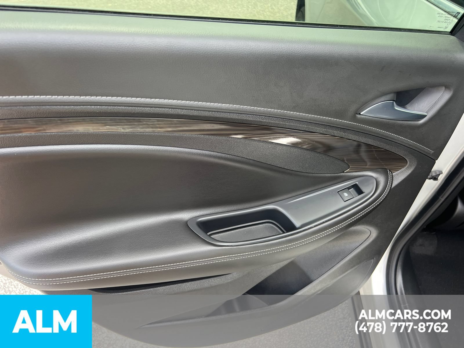 Used 2019 Buick Envision Premium w/ Driver Confidence Package AWD/4WD image 29