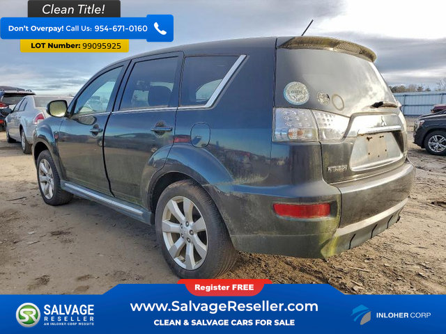 Used 2011 Mitsubishi Outlander GT image 3