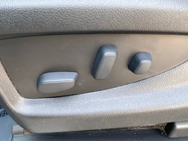 Used 2019 GMC Yukon XL SLT AWD/4WD image 19