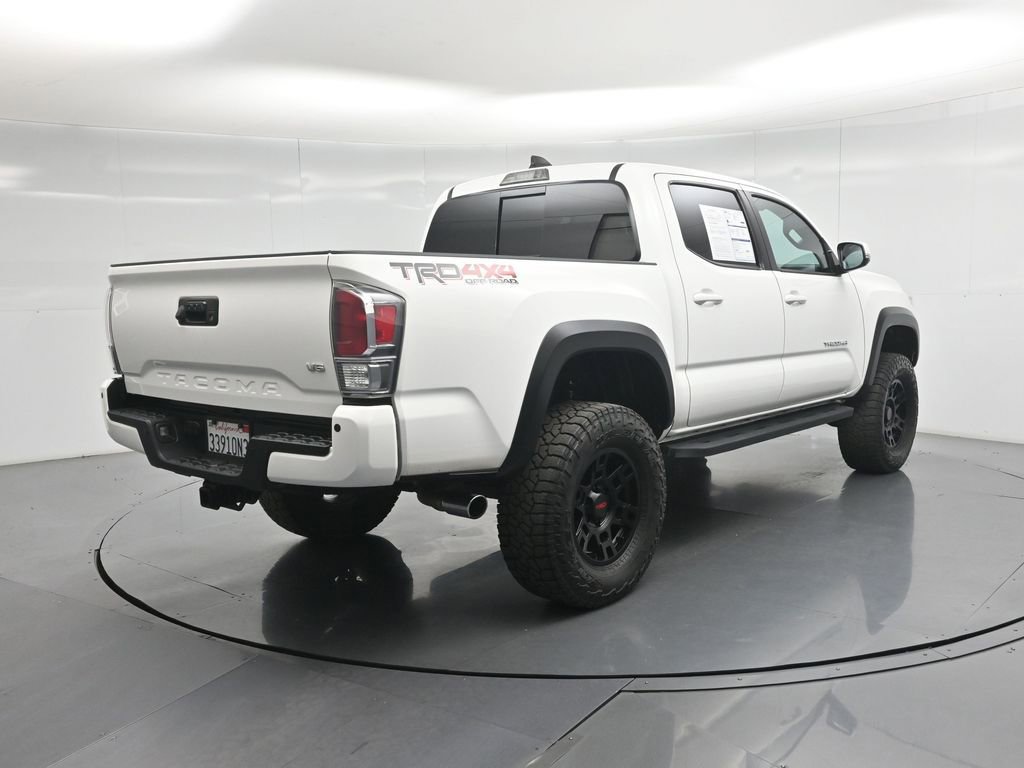 Used 2022 Toyota Tacoma TRD Off-Road w/ Technology Package AWD/4WD image 25