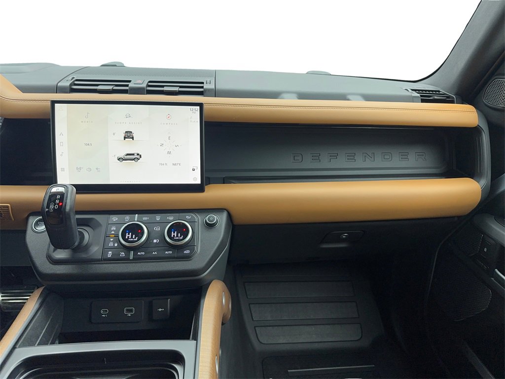 Used 2022 Land Rover Defender 110 X image 23