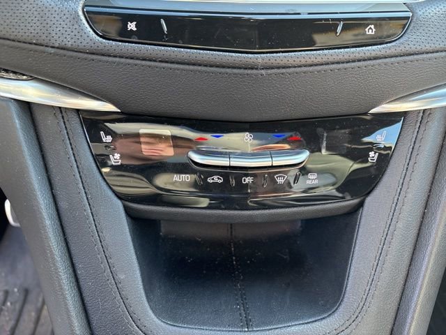 Used 2025 Cadillac XT5 Sportv w/ Technology Package image 16