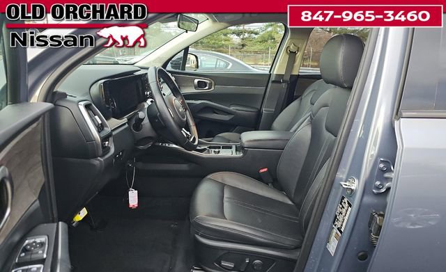 Used 2023 Kia Sorento S image 7