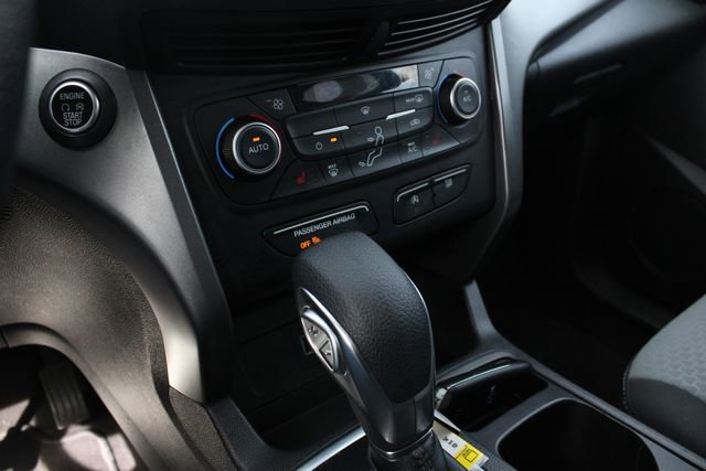 Used 2019 Ford Escape SE image 16