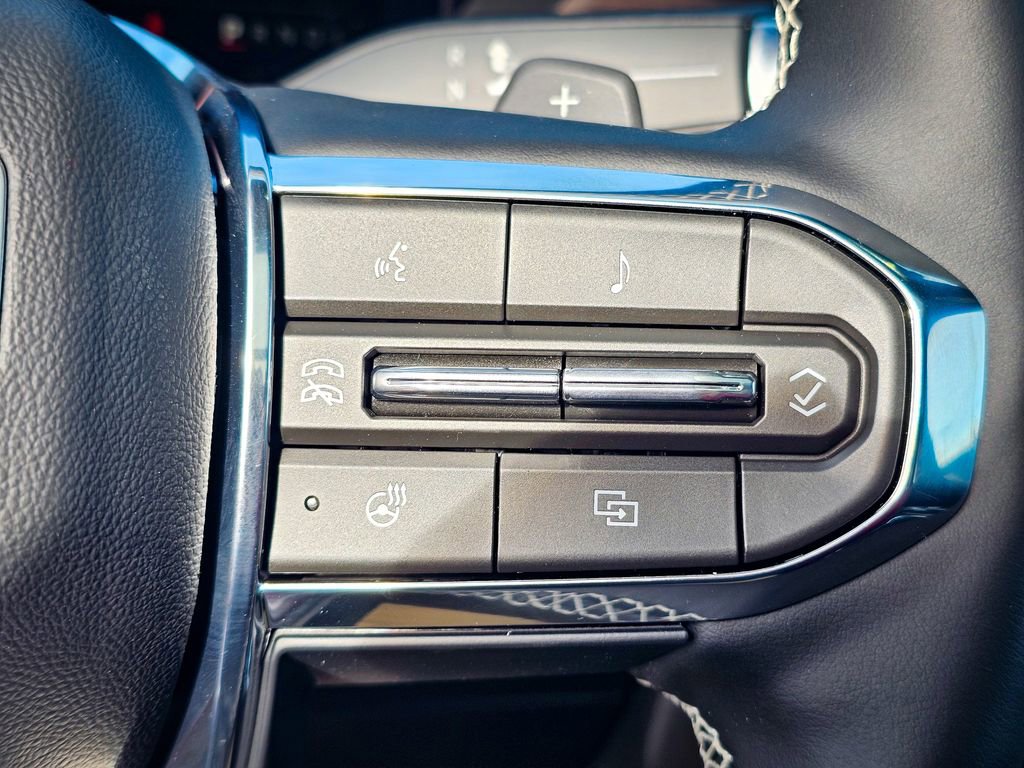 New 2026 GMC Acadia Denali w/ Super Cruise Package image 23