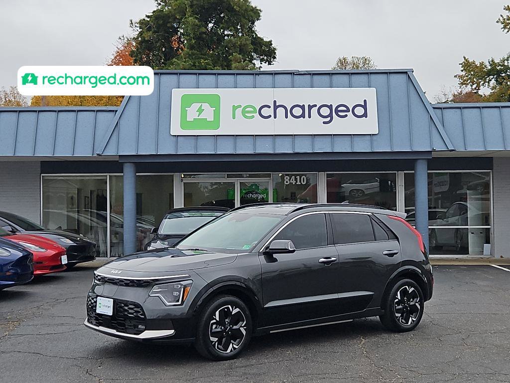 Used 2024 Kia Niro Wave image 1