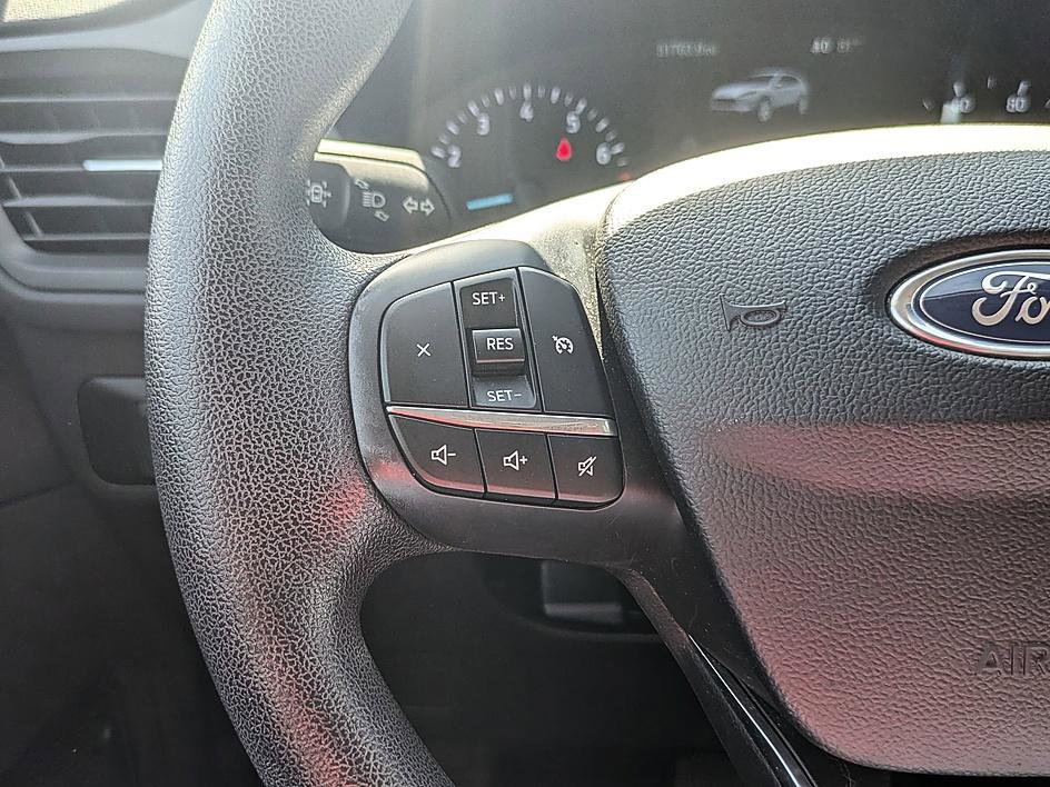 Used 2020 Ford Escape SE image 15