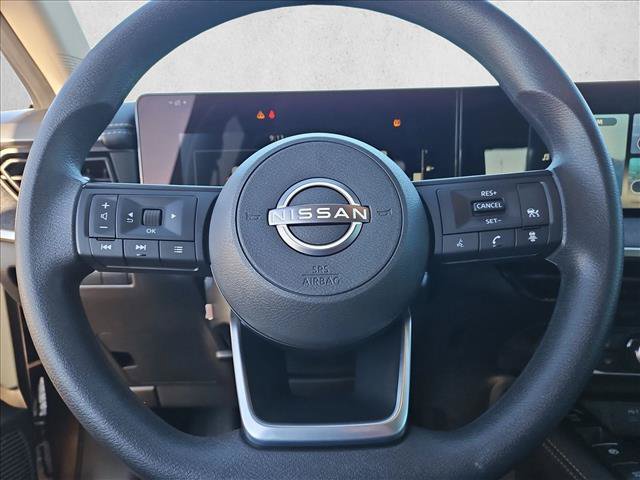 Certified 2025 Nissan Kicks SV w/ SV Premium Package AWD/4WD image 13