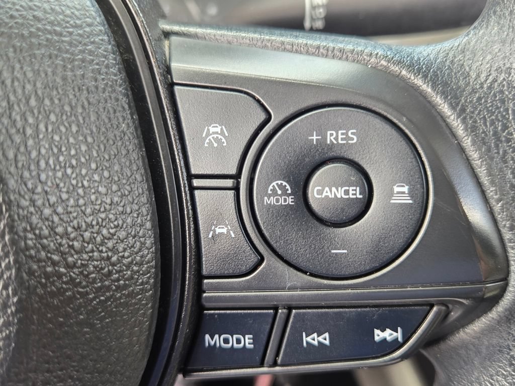 Used 2023 Toyota Corolla Cross L FWD image 24