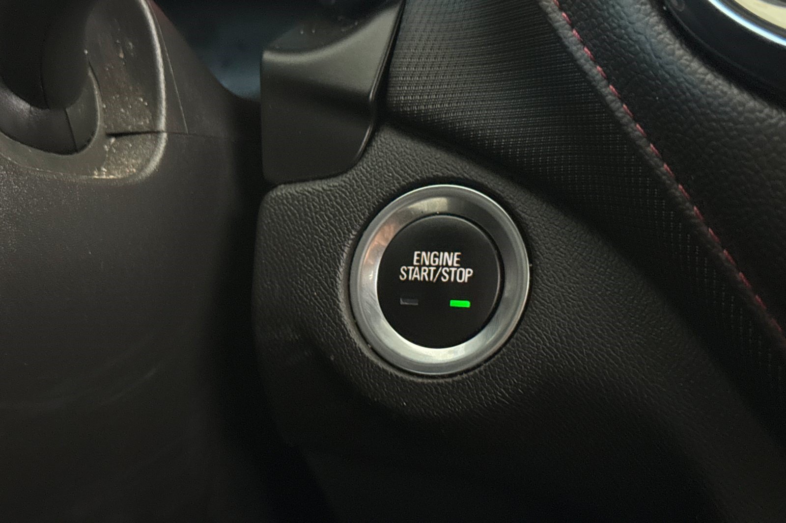 Used 2024 Chevrolet Equinox RS FWD image 16