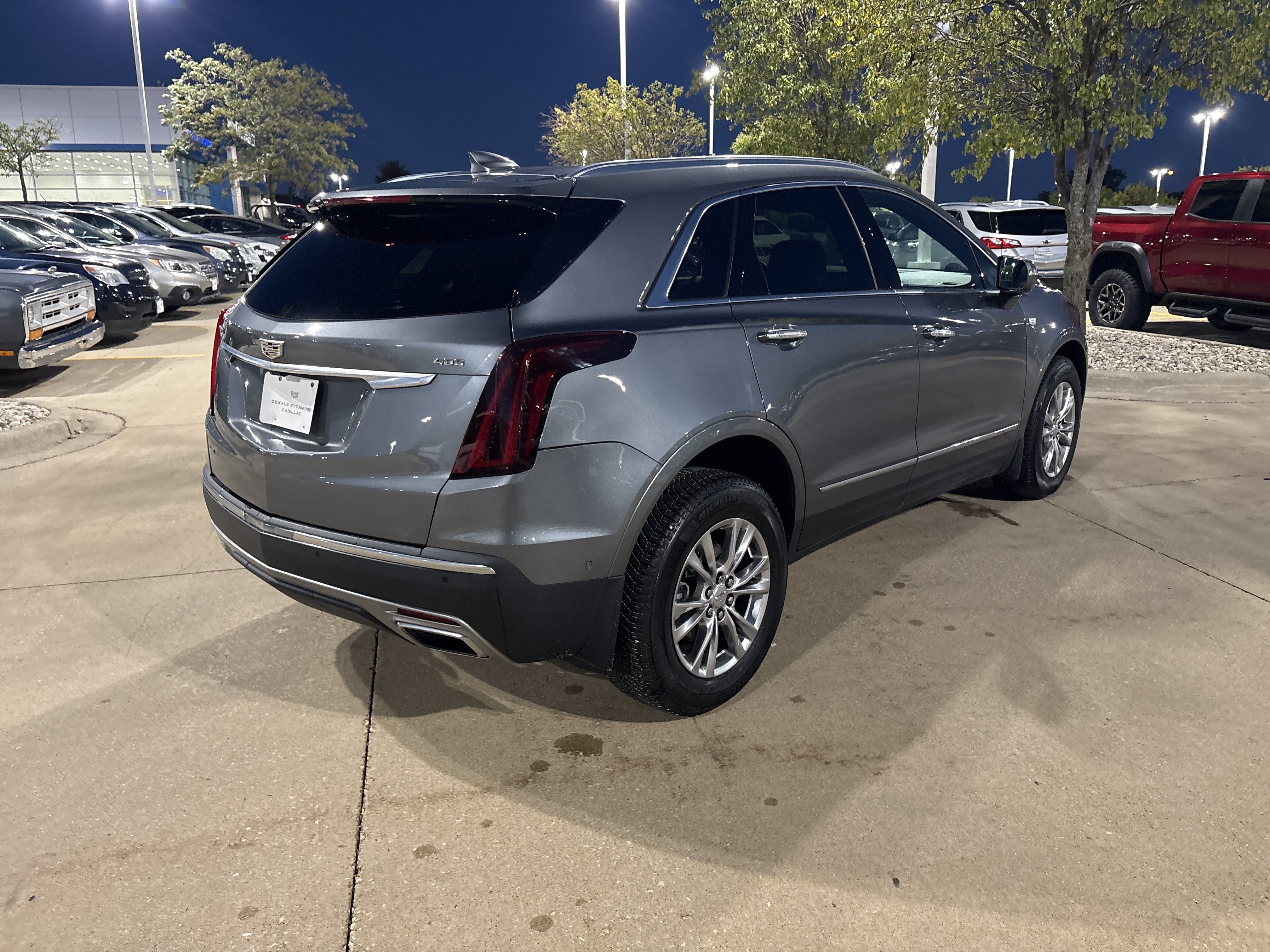 Used 2020 Cadillac XT5 Premium Luxury AWD/4WD image 8