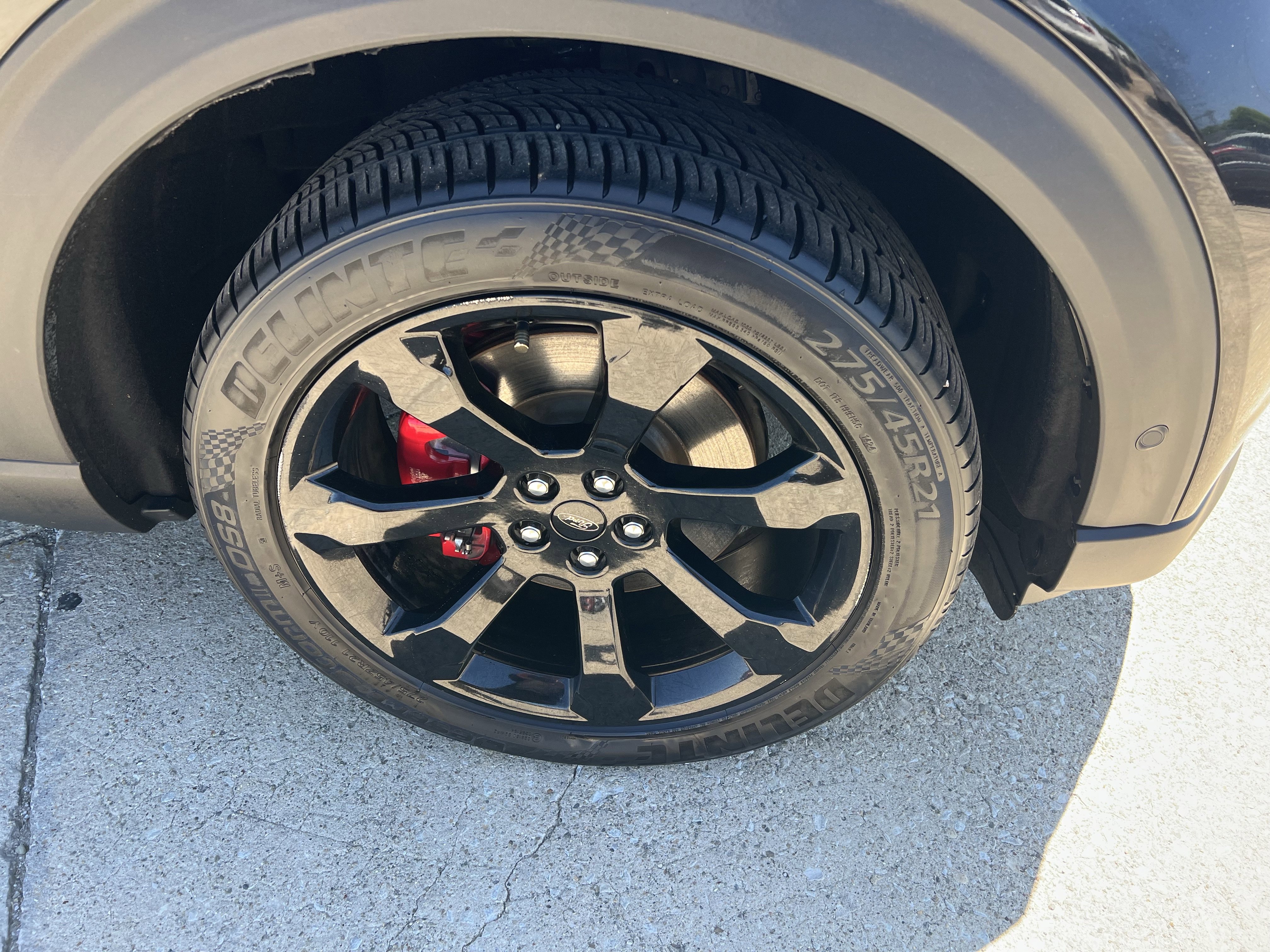 Used 2021 Ford Explorer ST w/ Equipment Group 401A AWD/4WD image 2