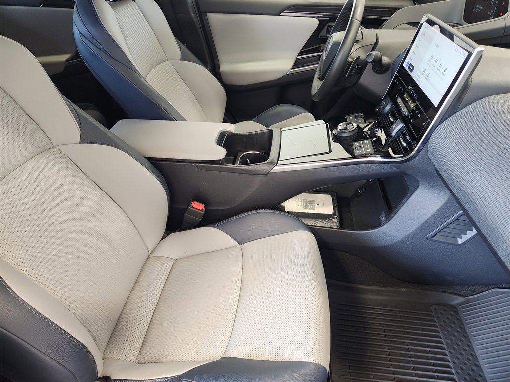 Used 2023 Subaru Solterra AWD image 10