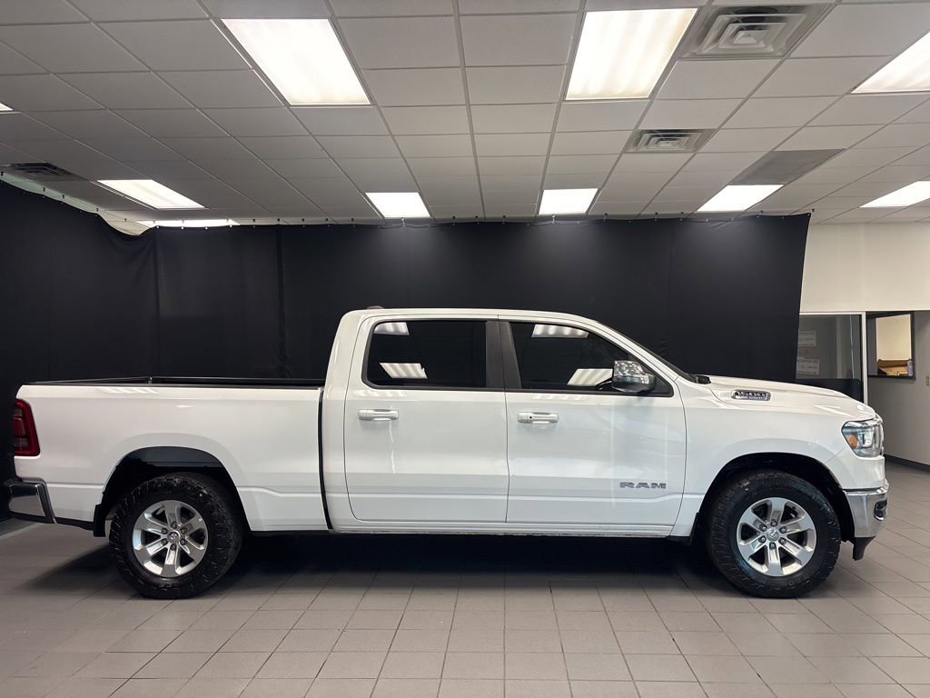 Used 2023 RAM 1500 Laramie AWD/4WD image 2