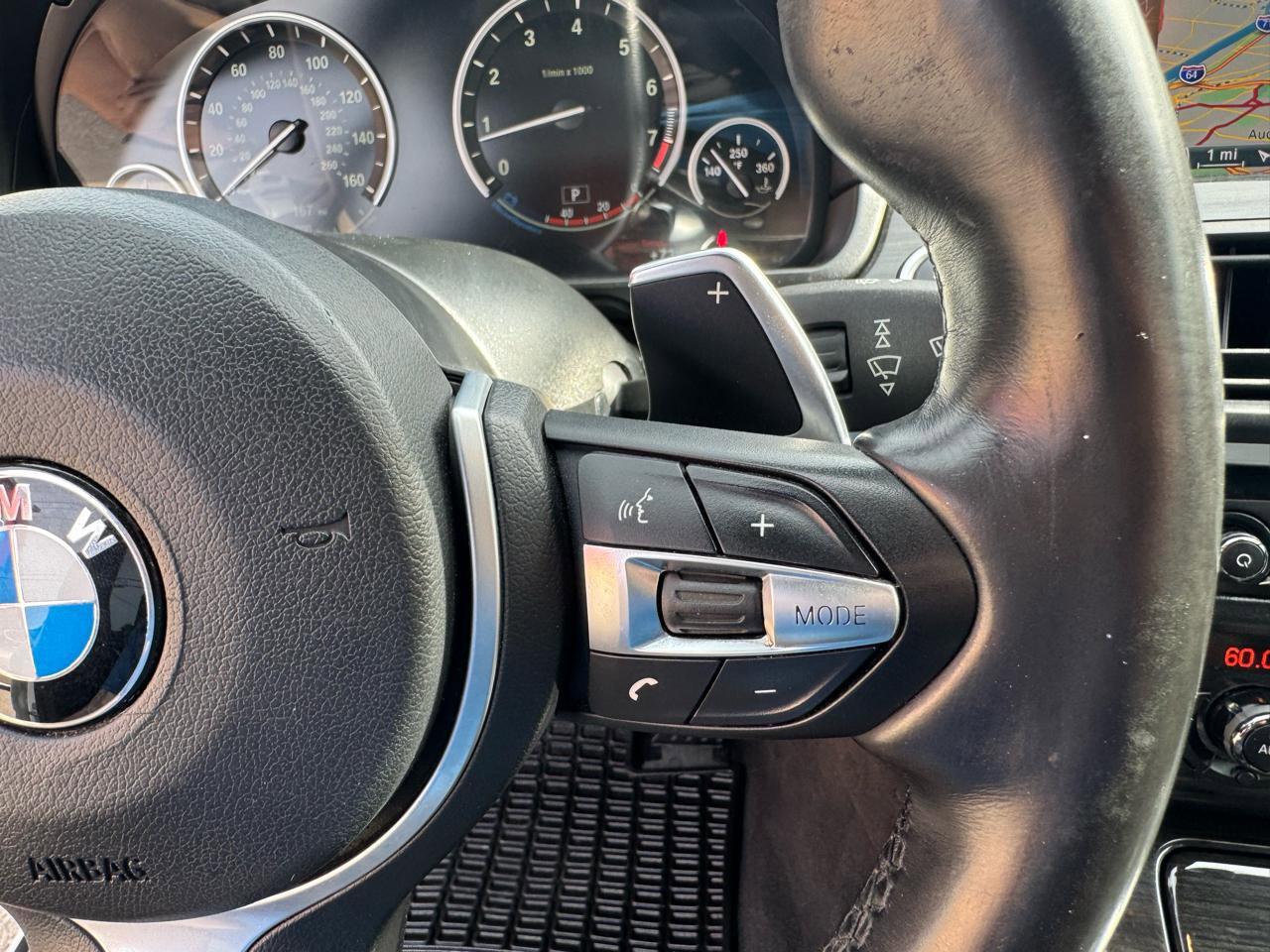 Used 2016 BMW 550i xDrive Sedan AWD/4WD image 31