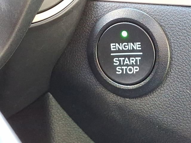 Used 2022 Ford Escape SE w/ Convenience Package image 25