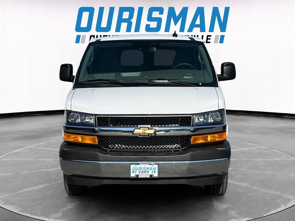 New 2026 Chevrolet Express 3500 LT w/ LT Preferred Equipment Group RWD image 8