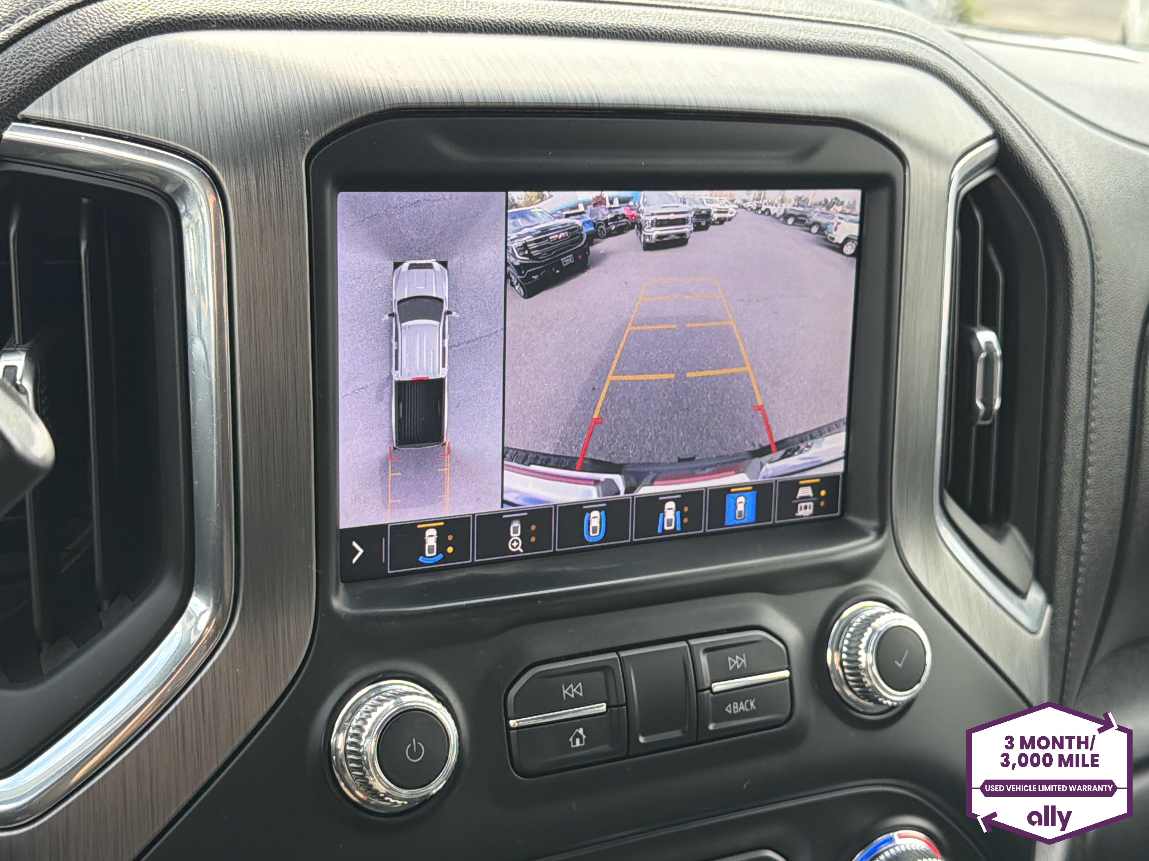 Used 2023 GMC Sierra 2500 Denali w/ Denali Black Diamond Edition AWD/4WD image 20