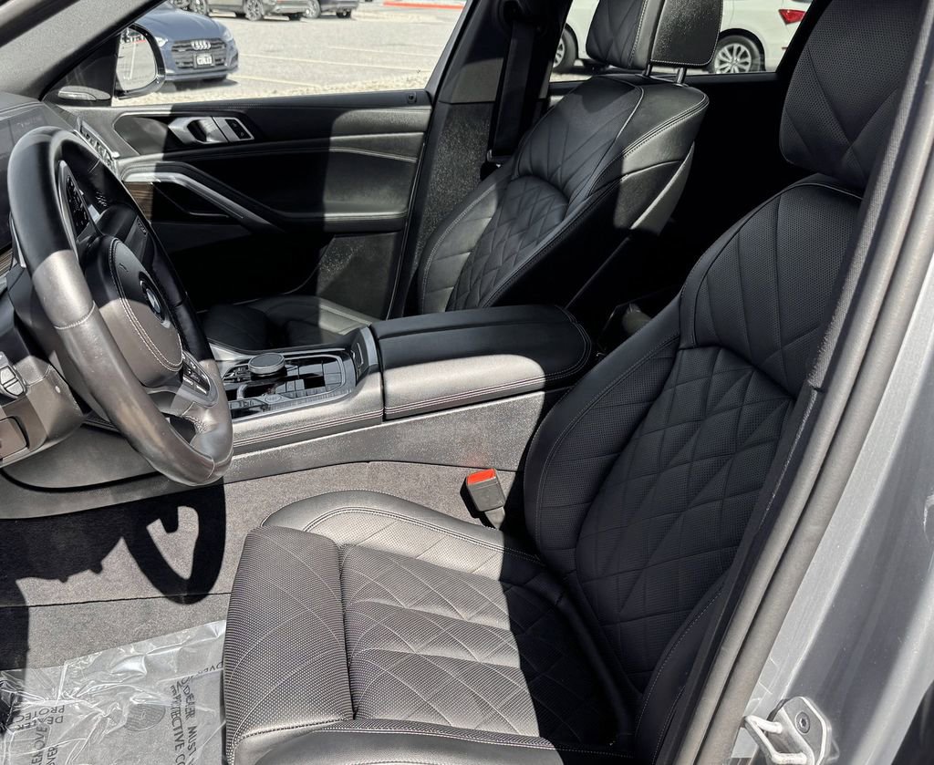 Used 2025 BMW X6 xDrive40i w/ Climate Comfort Package AWD/4WD image 15