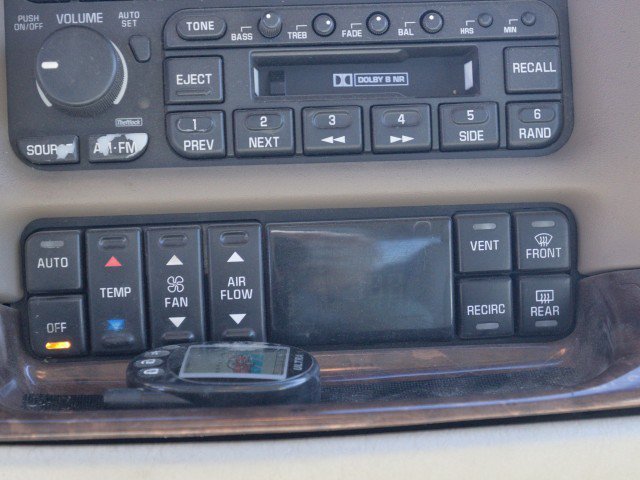 Used 2004 Buick Park Avenue FWD image 20