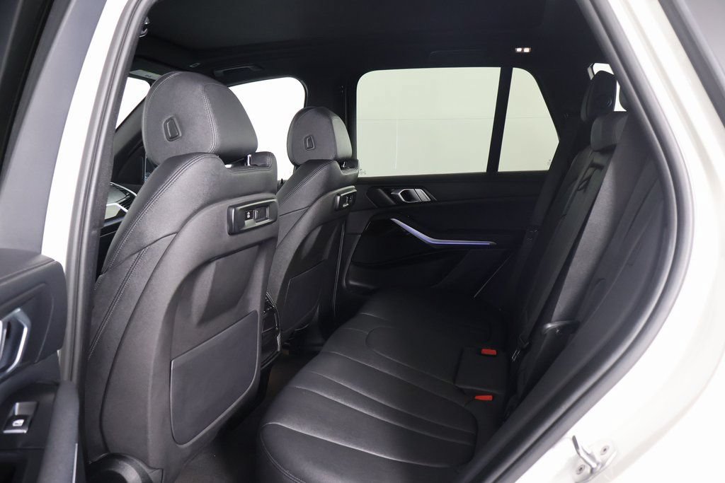 Used 2020 BMW X5 sDrive40i RWD image 11