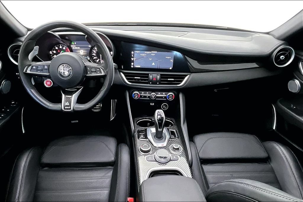 Used 2023 Alfa Romeo Giulia Quadrifoglio RWD image 19