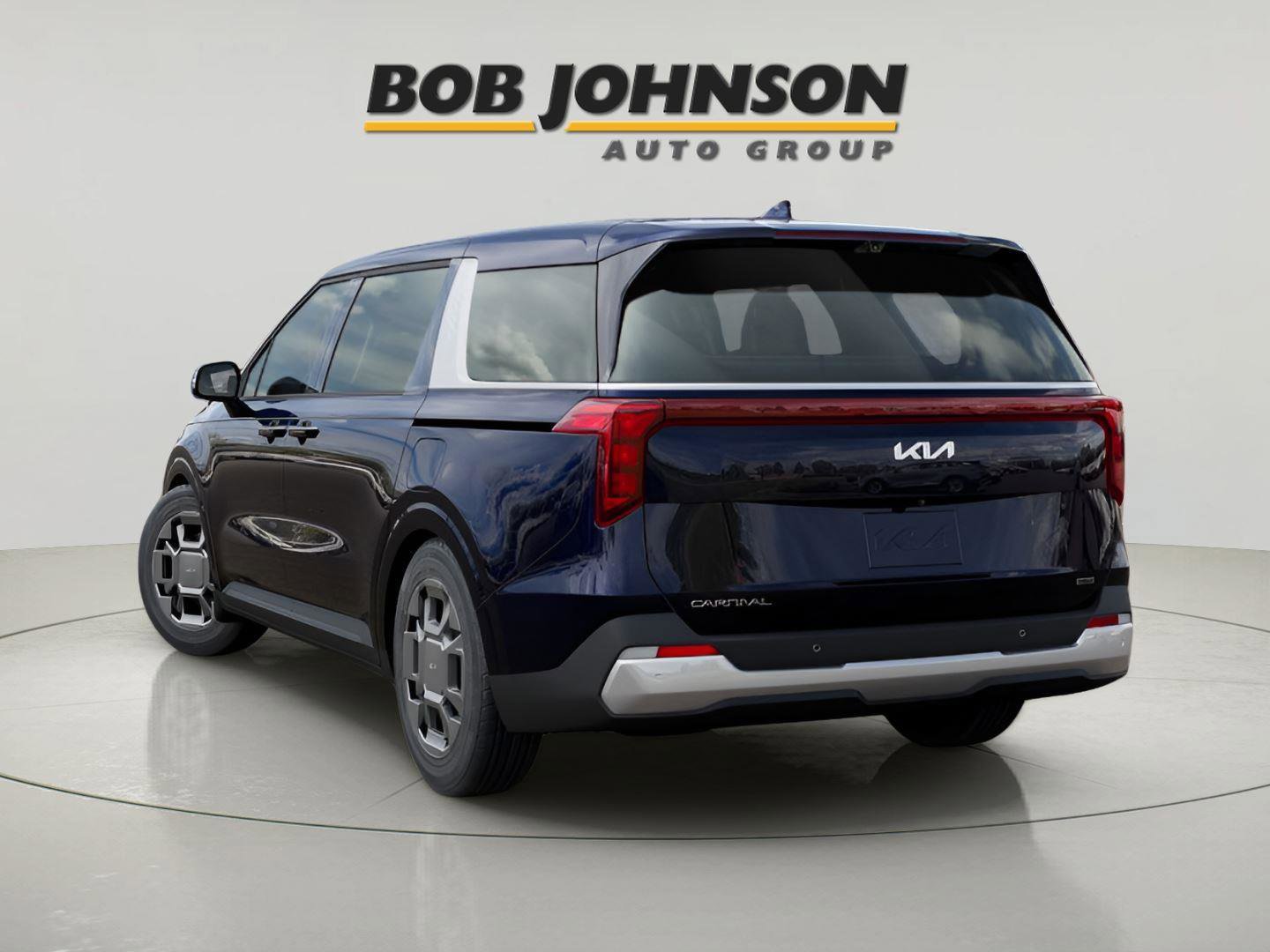 New 2026 Kia Carnival EX FWD image 4