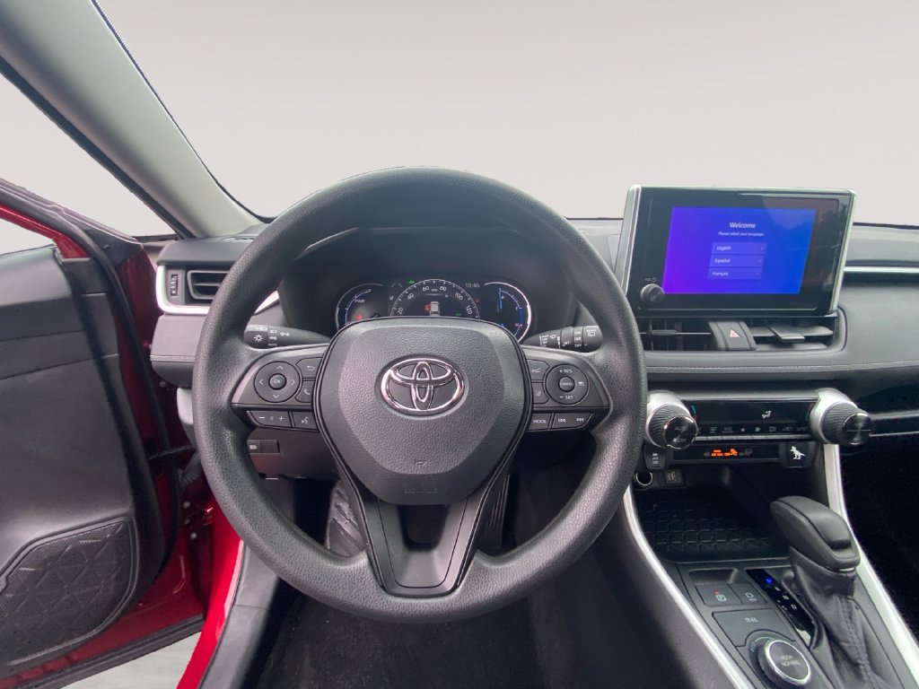 Used 2024 Toyota RAV4 XLE AWD/4WD image 11