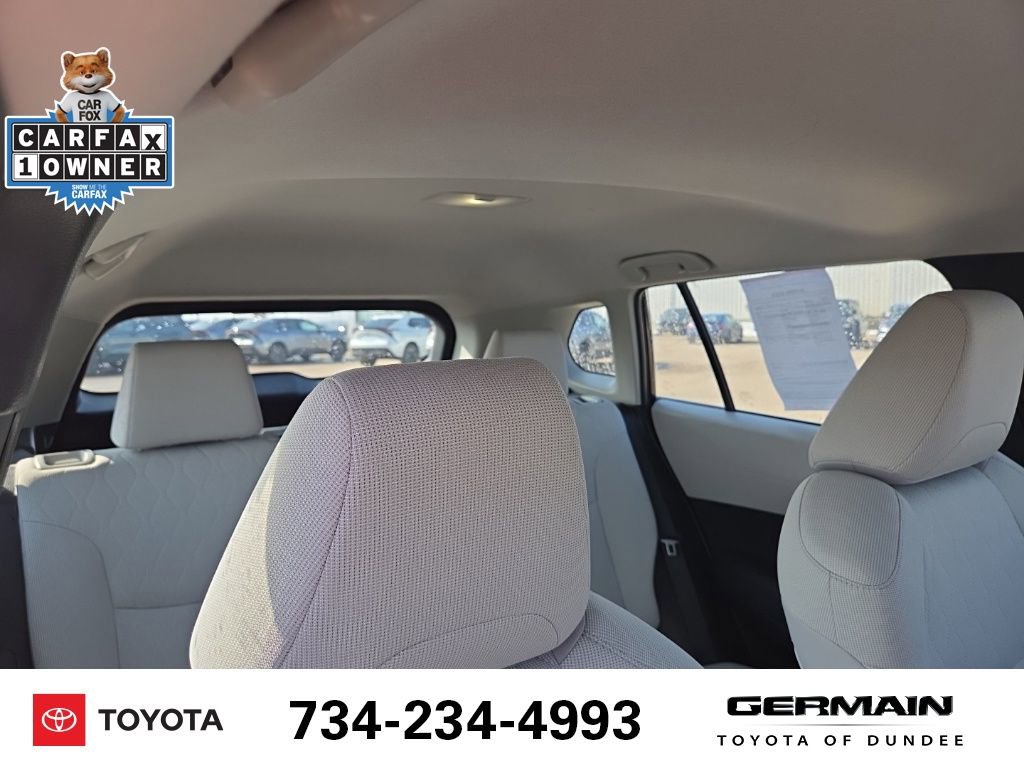 Used 2023 Toyota Corolla Cross L image 18