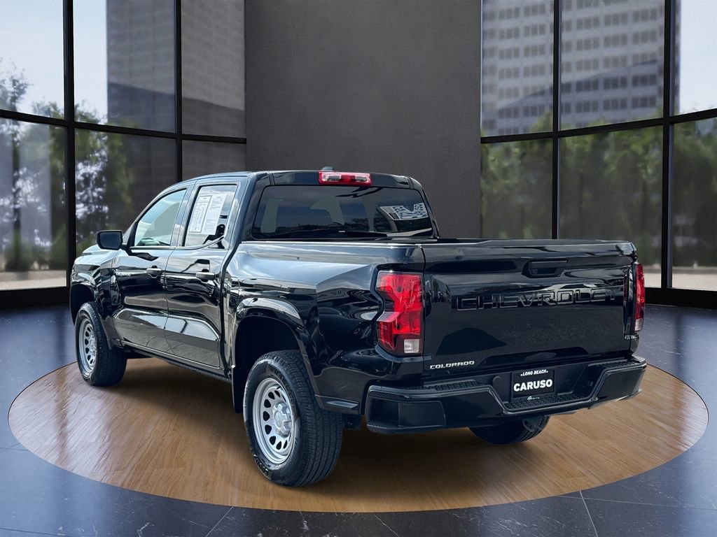 Used 2024 Chevrolet Colorado W/T image 4