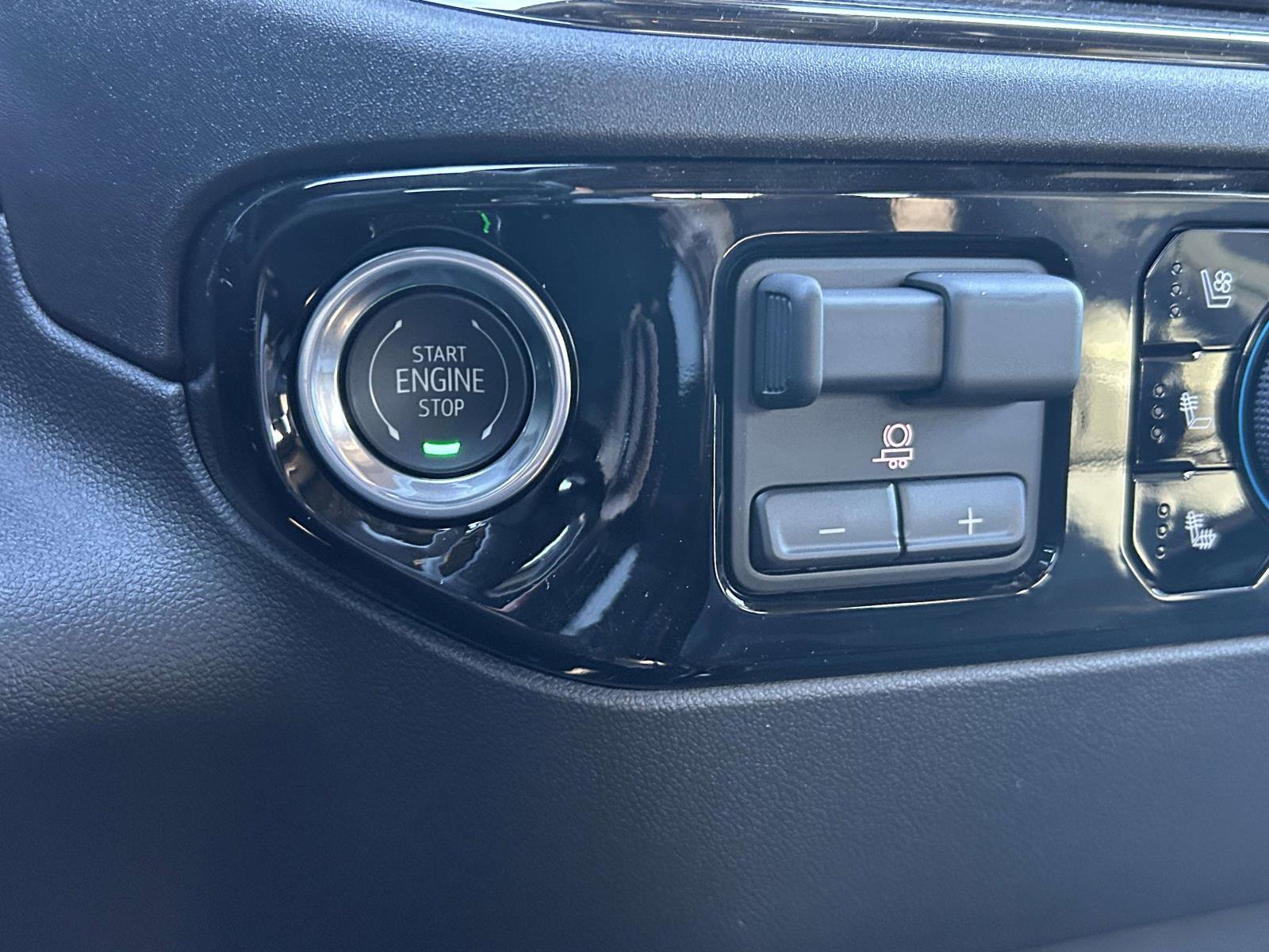 New 2026 Chevrolet Silverado 2500 ZR2 image 26