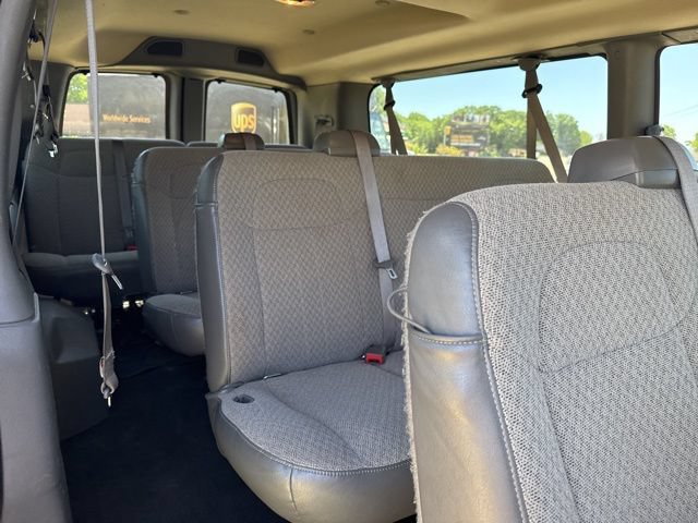 Used 2024 Chevrolet Express 3500 LT w/ LT Preferred Equipment Group RWD image 22