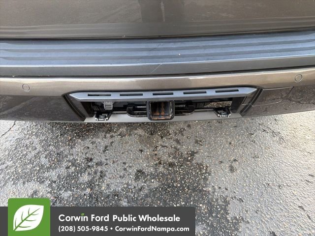 Used 2019 GMC Yukon SLT image 12