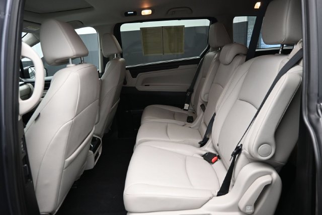Used 2025 Honda Odyssey EX-L image 9