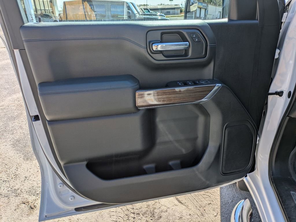 Used 2020 Chevrolet Silverado 1500 RST w/ All-Star Edition image 11