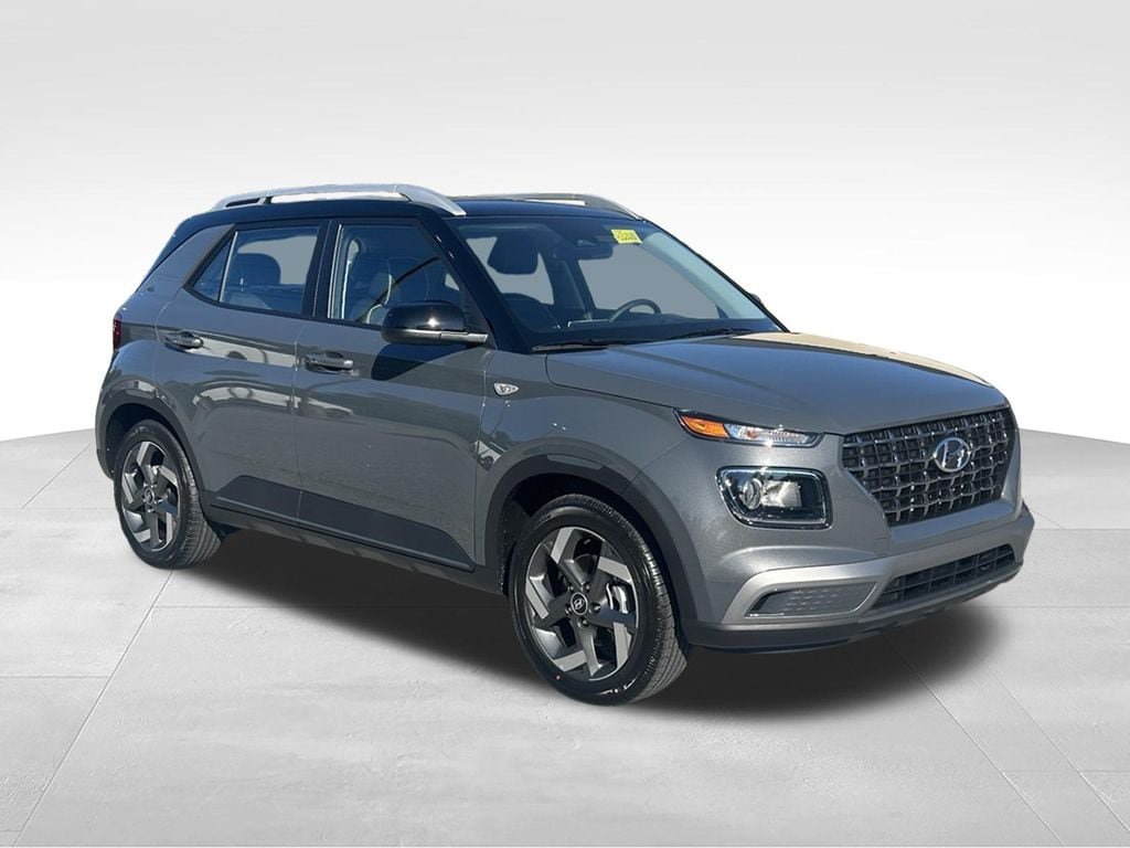New 2026 Hyundai Venue SEL FWD image 1