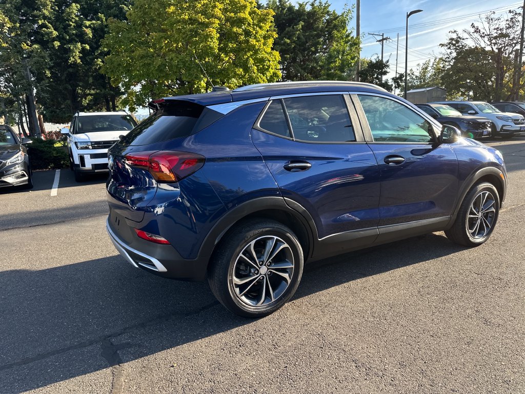 Used 2023 Buick Encore GX Select w/ Safety Package II FWD image 6