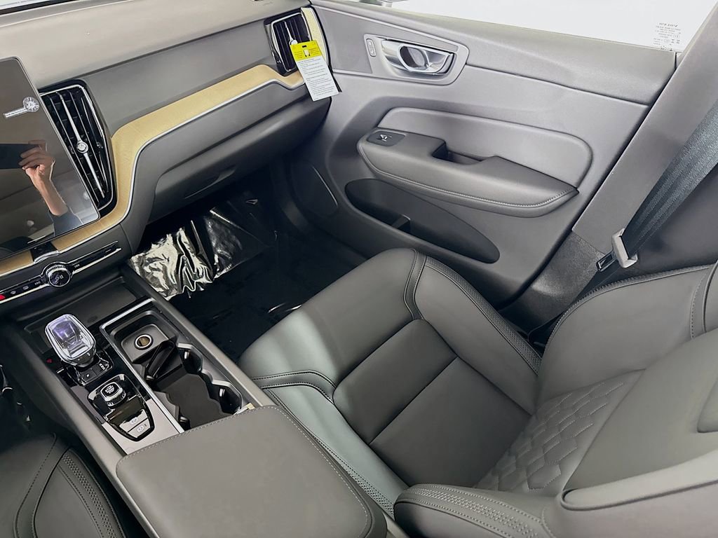 New 2026 Volvo XC60 B5 Plus w/ Protection Package image 24
